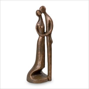 Space between our love, brons of zilver