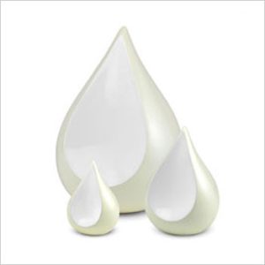PU105-Teardrop-ivoor-en-wit